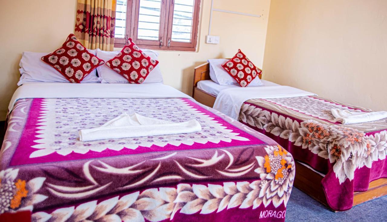 Hotel Plaza Nepal Pokhara Kültér fotó