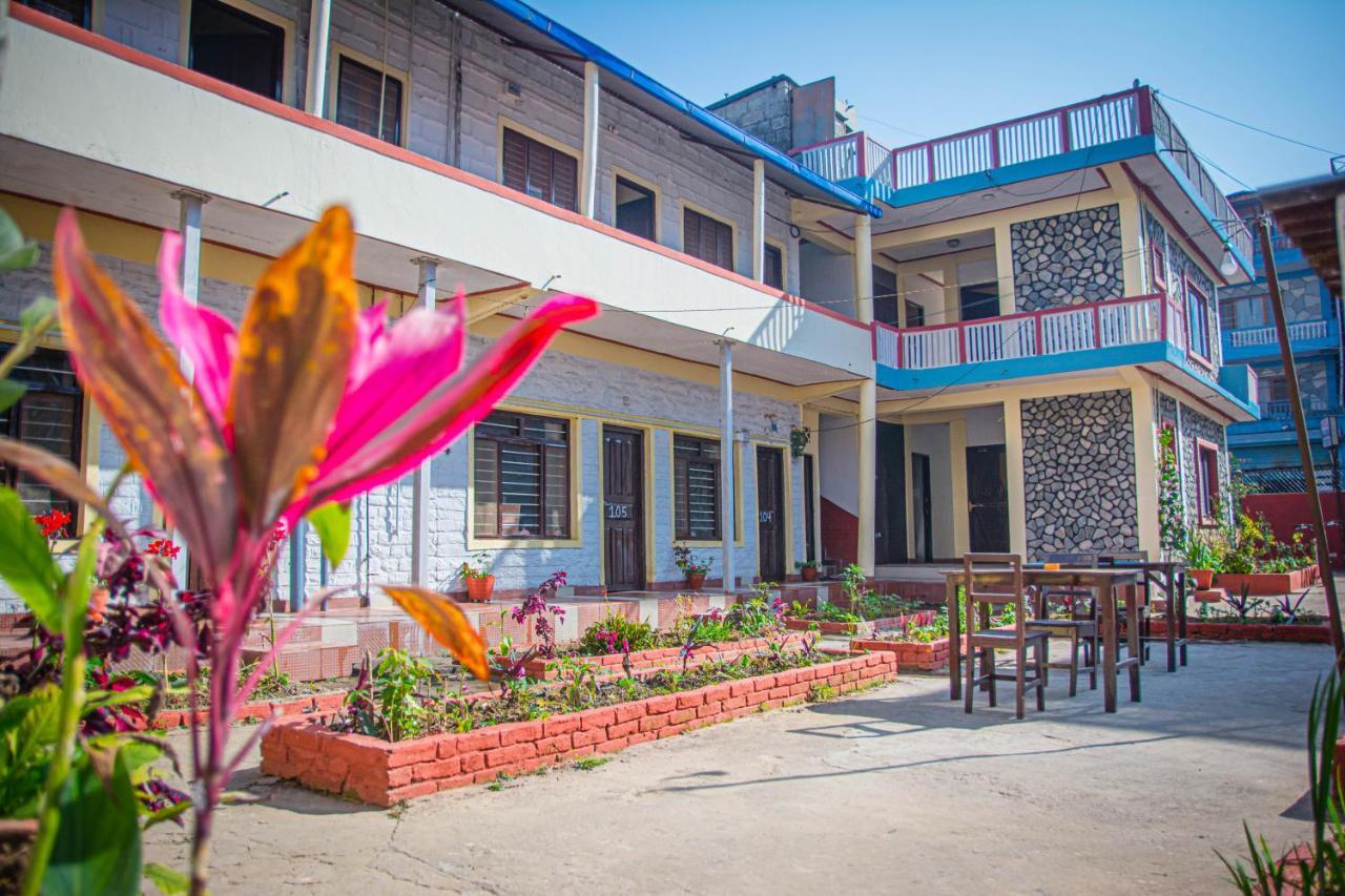 Hotel Plaza Nepal Pokhara Kültér fotó